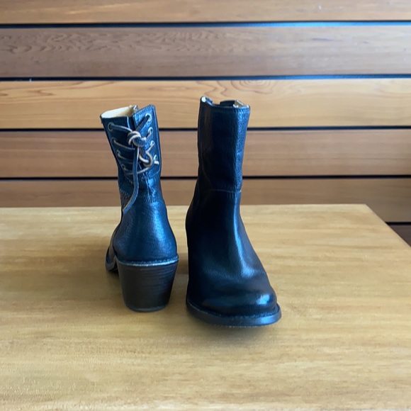 Frye leather heeled boots - Picture 2 of 5